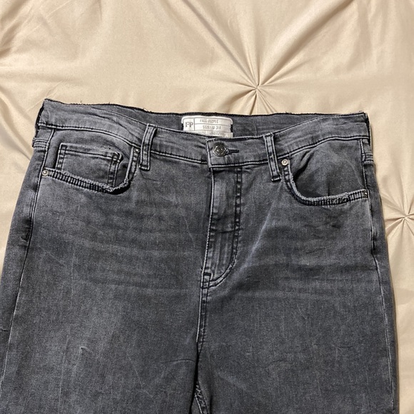 Free People Skinny Jeans - Picture 2 of 3